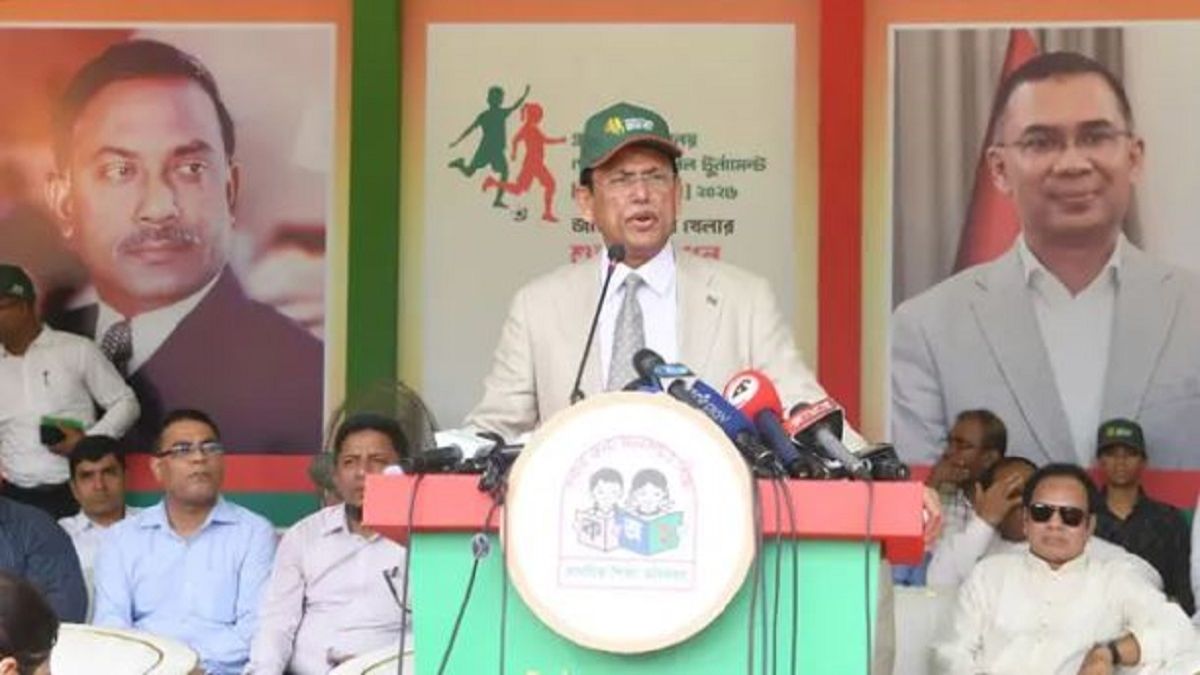 খেলাধুলা এবার পাঠ্যক্রমে, সব স্কুলে চালু হচ্ছে মিড-ডে মিল: শিক্ষামন্ত্রী