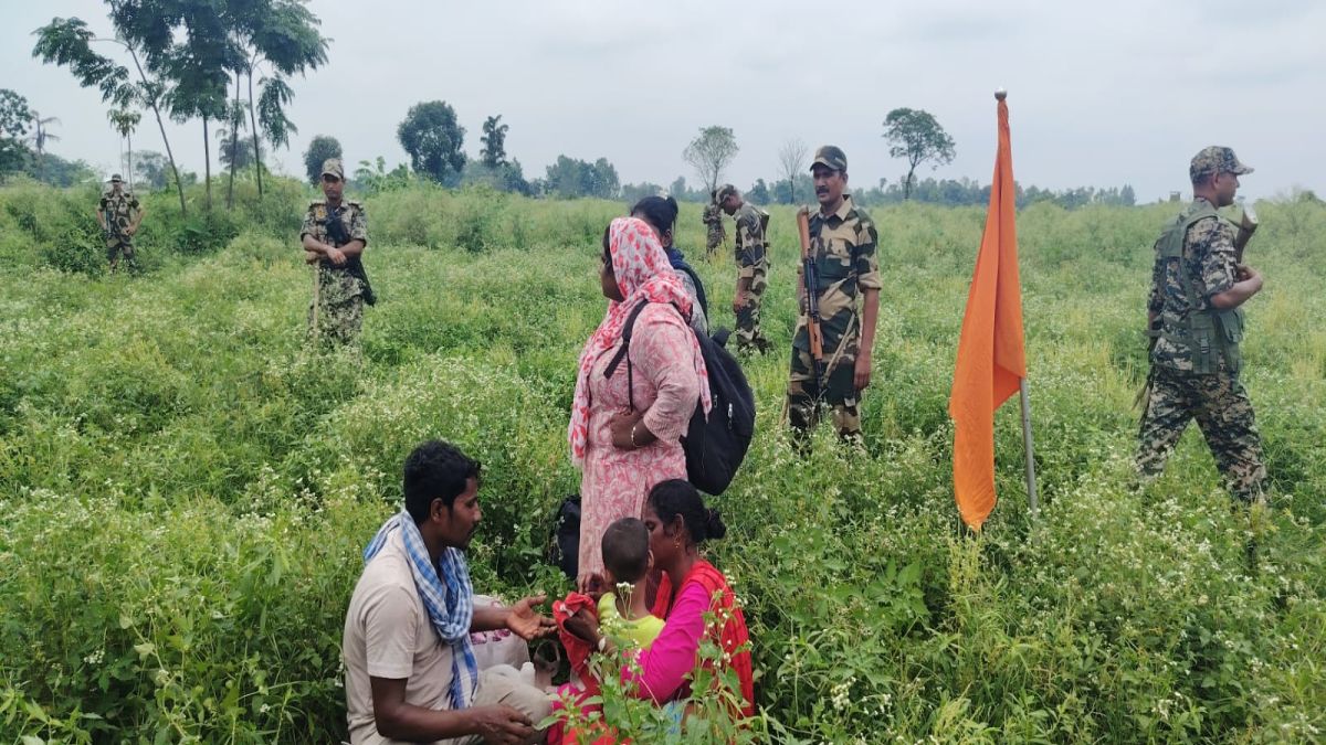 সীমান্তে বিএসএফের ব্যাপক পুশ ইন চেষ্টা, রুখে দিচ্ছে বিজিবি