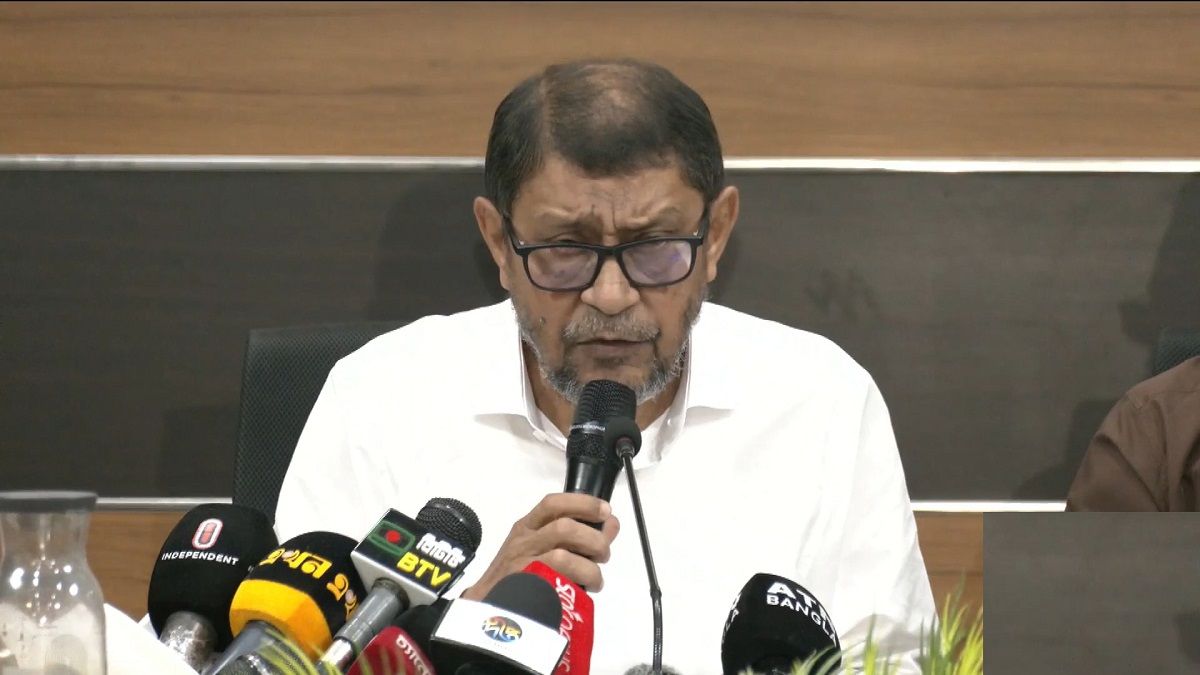 এবার ডেঙ্গুতে রোগীর রক্তক্ষরণেরও শঙ্কা: স্বাস্থ্যমন্ত্রী