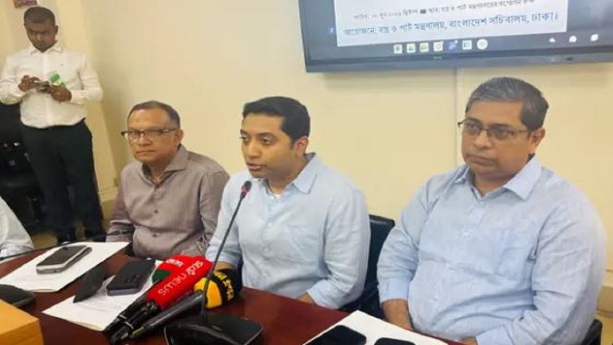 প্রাথমিকে ১ কোটির বেশি শিক্ষার্থী পাবে ইউনিফর্ম, জুতো ও পাটের ব্যাগ
