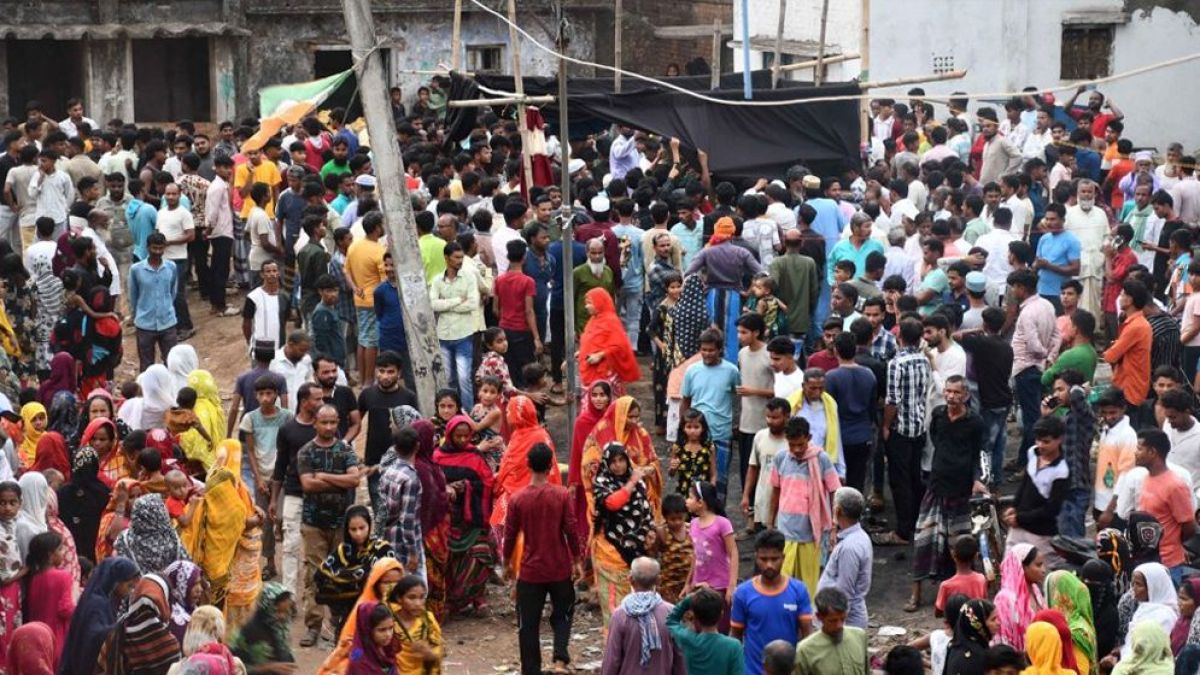 ভারতে মুসলিম ফেরিওয়ালাকে কুড়াল দিয়ে কুপিয়ে হত্যা
