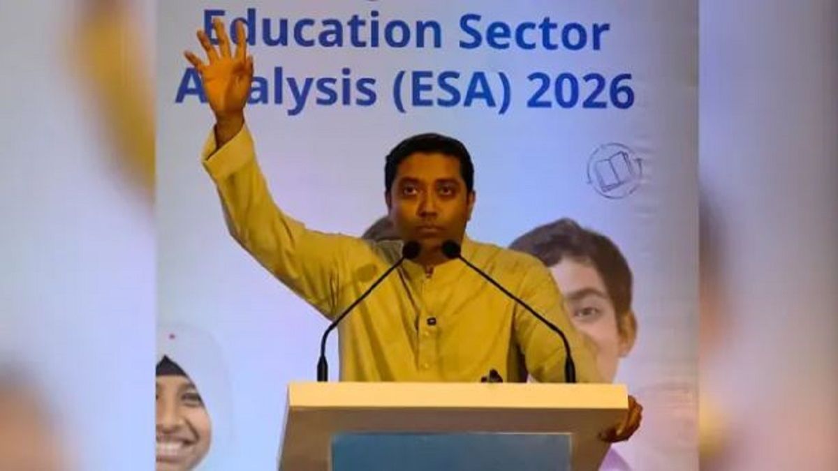 শিক্ষকদের ভোগান্তি কমাতে বদলি প্রক্রিয়ায় আনা হচ্ছে বড় সংস্কার