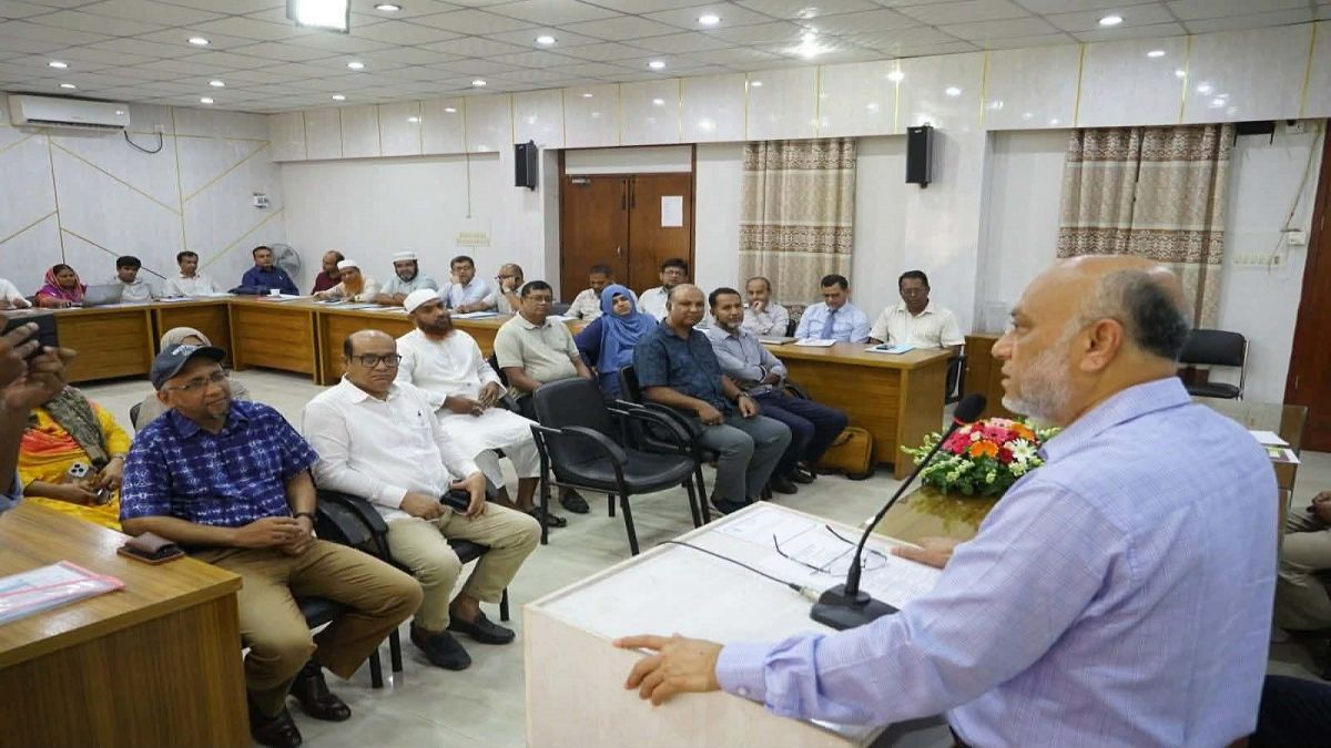 পাঠদান ও গবেষণায় কৃত্রিম বুদ্ধিমত্তা ব্যবহারে বাকৃবিতে শিক্ষকদের প্রশিক্ষণ
