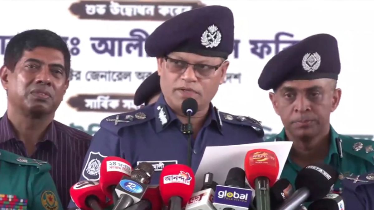 পূর্বাচলে ‘বরকাউ পুলিশ ক্যাম্প’ উদ্বোধন