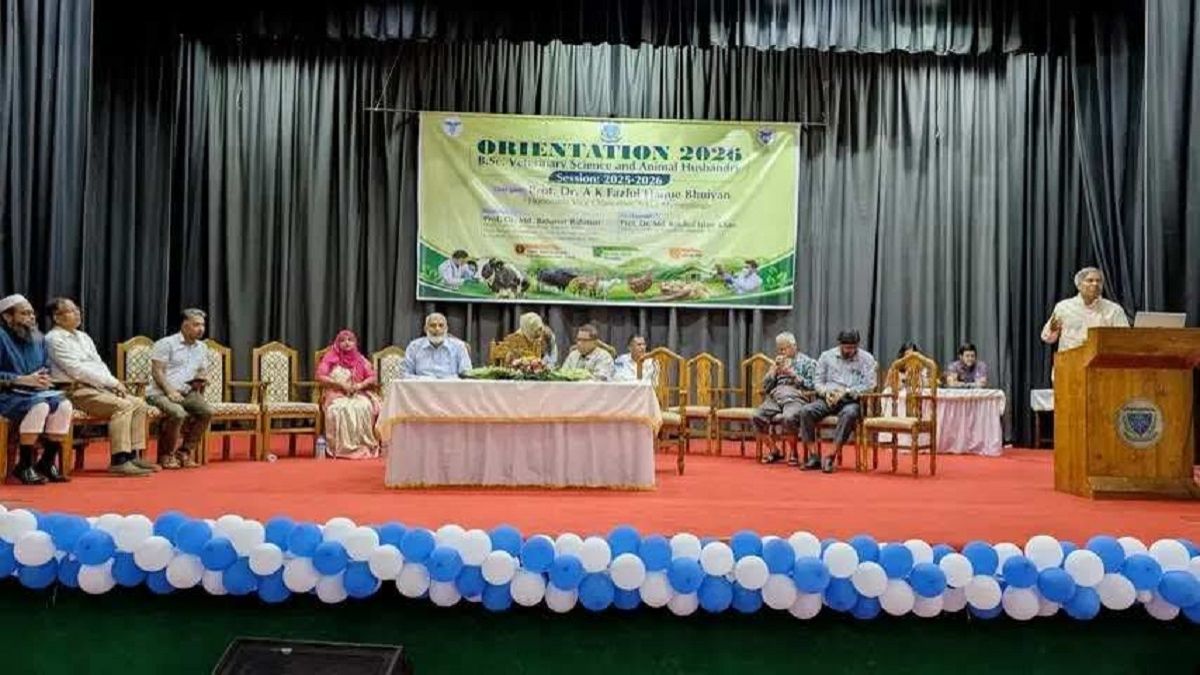 বাকৃবিতে নবগঠিত স্কুল অব ভেটেরিনারি সায়েন্স অ্যান্ড অ্যানিমেল হাজবেন্ড্রির ওরিয়েন্টেশন অনুষ্ঠিত