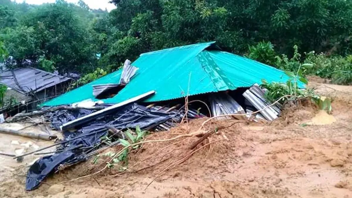 কক্সবাজারের ৫১ পাহাড়ে ২২ হাজার বসতি