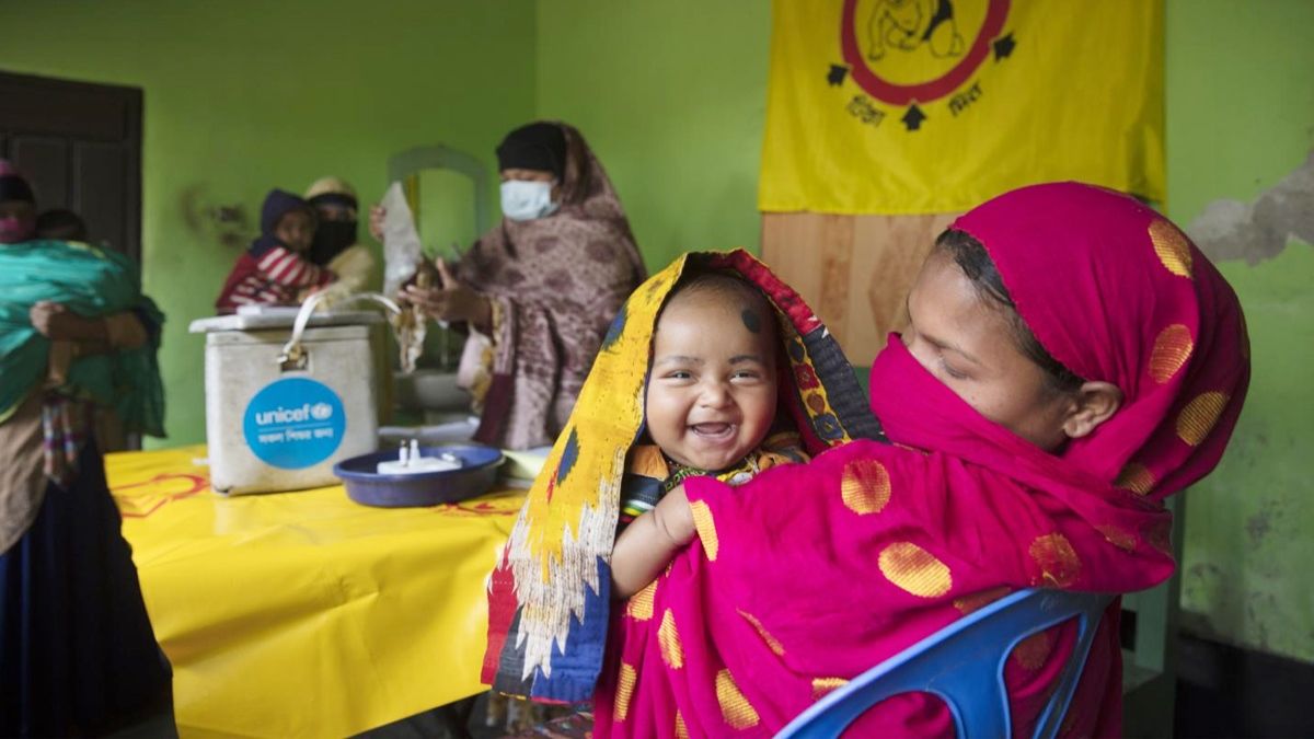 ১ আগস্ট থেকে ১৫ মাস বয়সী শিশুরা পাবে টাইফয়েড টিকা