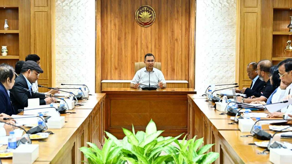 বায়ু ও শব্দদূষণ রোধে কঠোর নির্দেশ প্রধানমন্ত্রীর