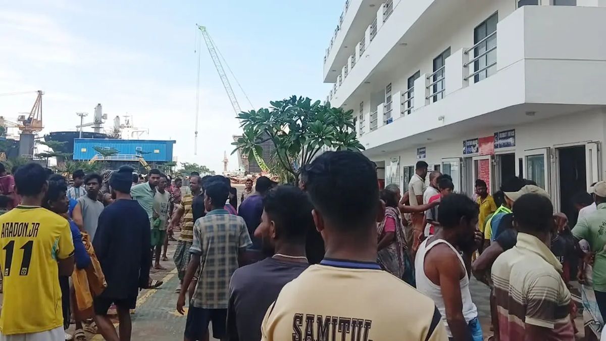 চট্টগ্রামে শিপ ইয়ার্ডে বিষাক্ত গ্যাসে মৃত্যু বেড়ে ৯