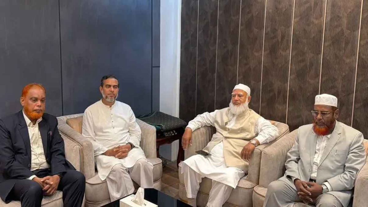 ‎তুরস্কের উদ্দেশে ঢাকা ছাড়লেন জামায়াত আমির