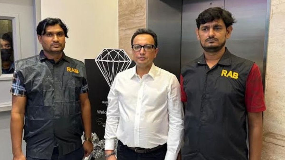 বনানী থেকে ডায়মন্ড ওয়ার্ল্ডের দিলীপ কুমারকে গ্রেপ্তার করল ডিবি