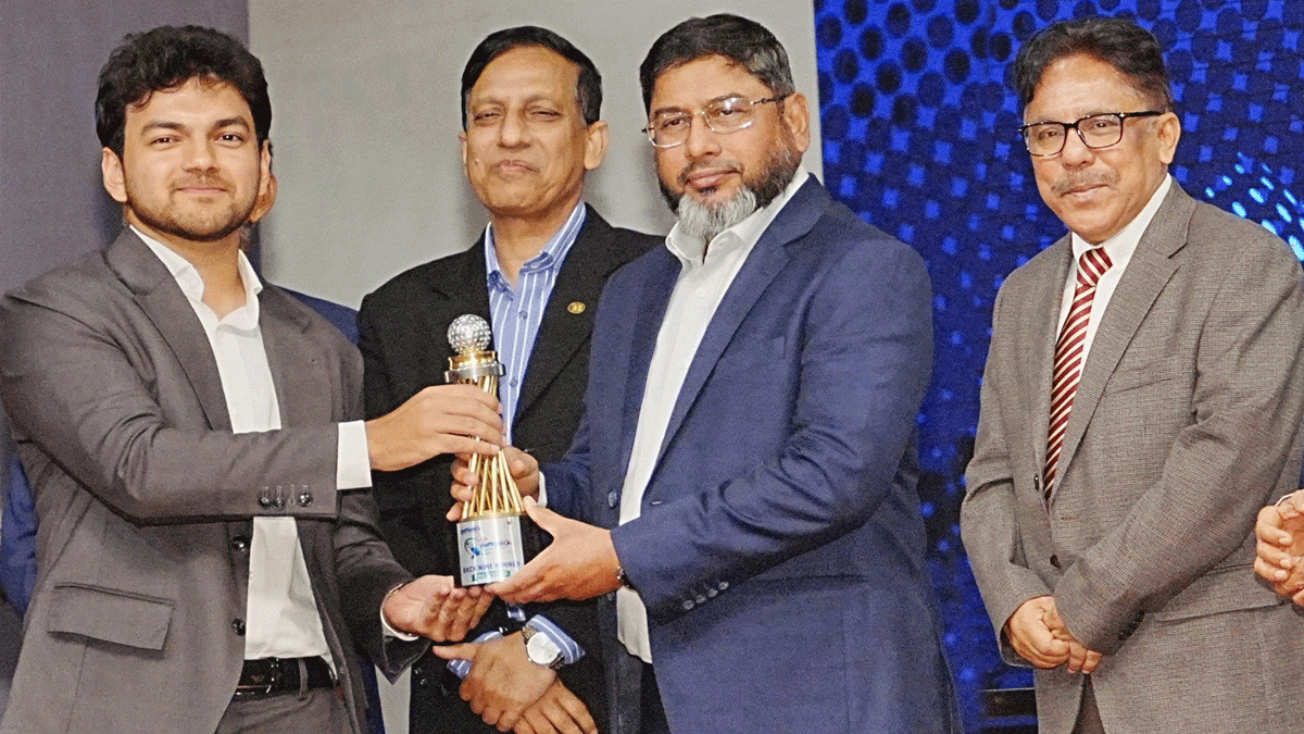 ড্যাফোডিল ক্যাপ্টেনস কাপ গলফ টুর্নামেন্টের পুরস্কার বিতরণ